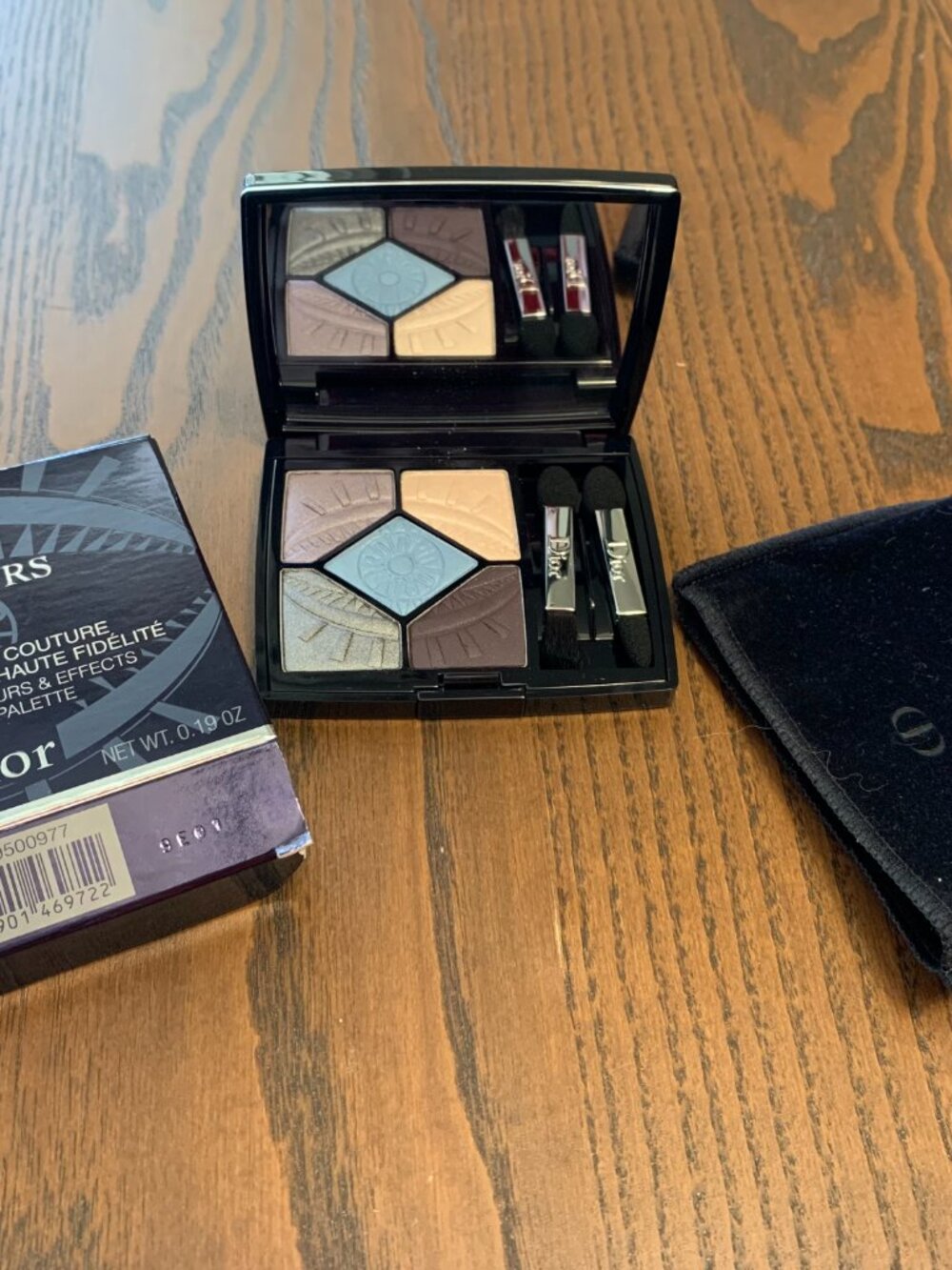 Eyeshadow palette
